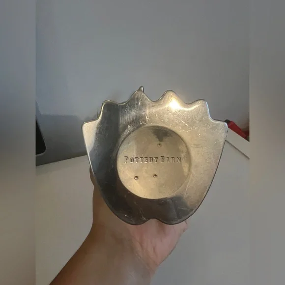 Pottery Barn Viski Penguin Cocktail Shaker with Strainer, Stainless Steel - Picture 5 of 12